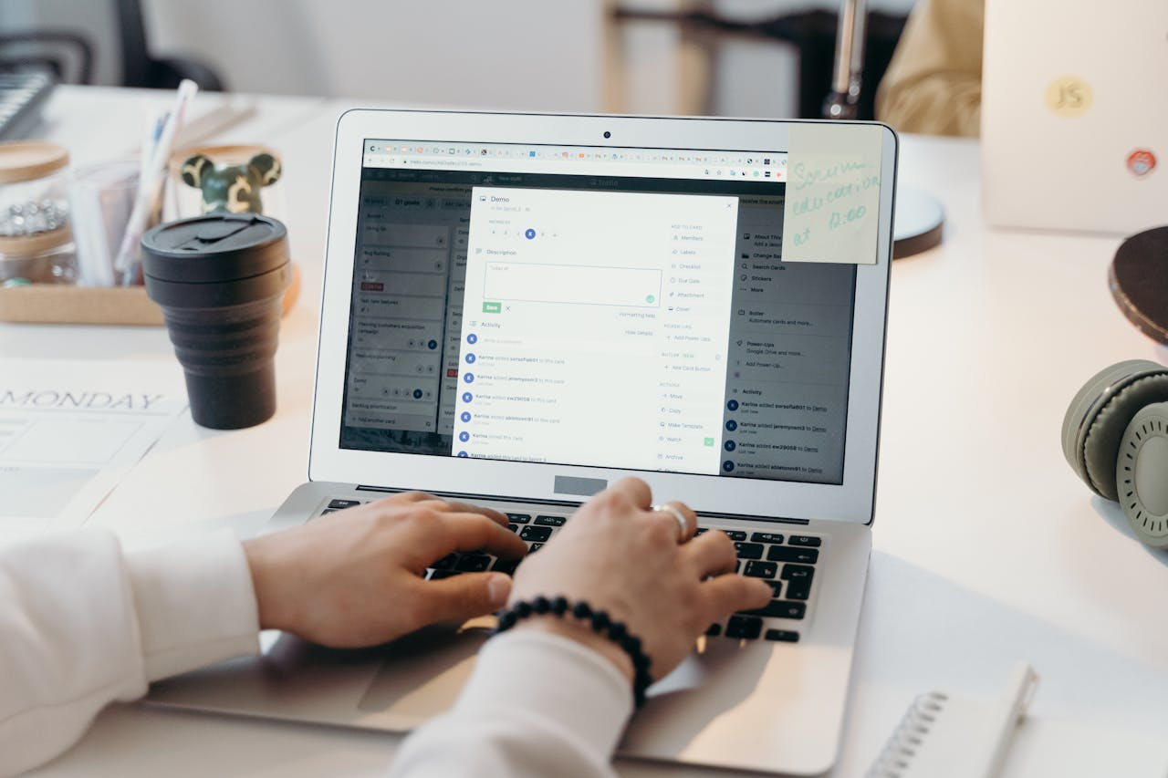 Efficient Messaging Solutions: Exploring the Potential of Text Message API Blog Image: Efficient Messaging Solutions: Exploring the Potential of Text Message API